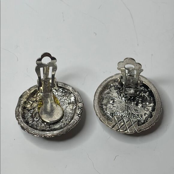 Silver Tone and Turquoise Colored Round Clip On Earrings - Picture 5 of 8